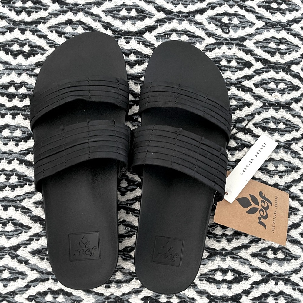 Reef Cushion Bounce sandals